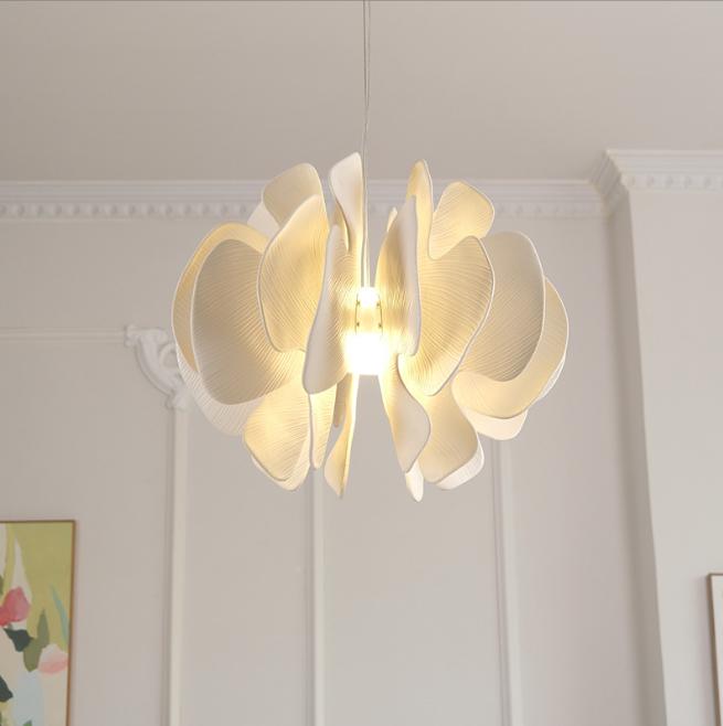 DT260618 Đèn Thả Trần Cánh Bướm Nghệ Thuật