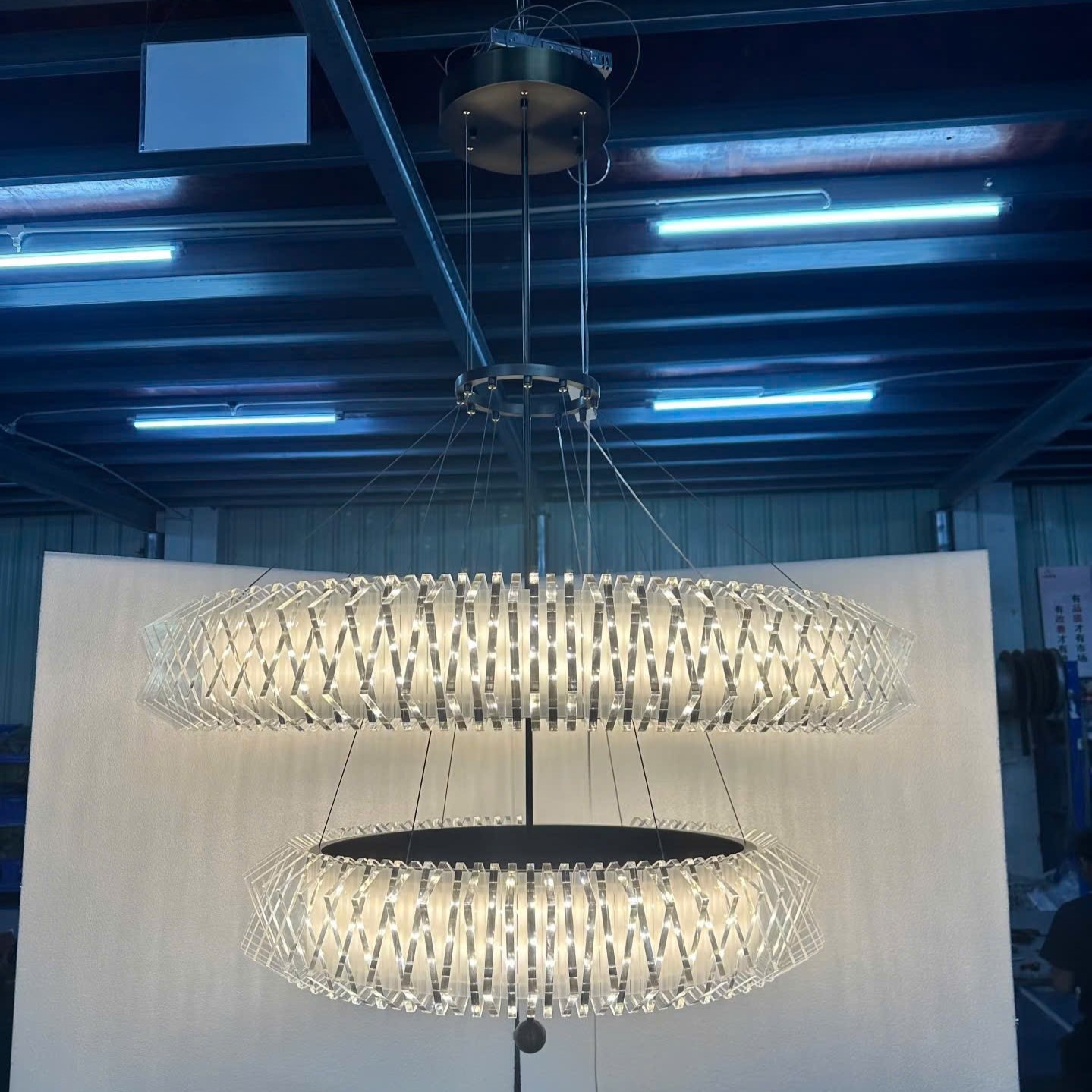 ĐC260618 Đèn Chùm Hiện Đại Dạng Vòng Đan Tầng Luxury