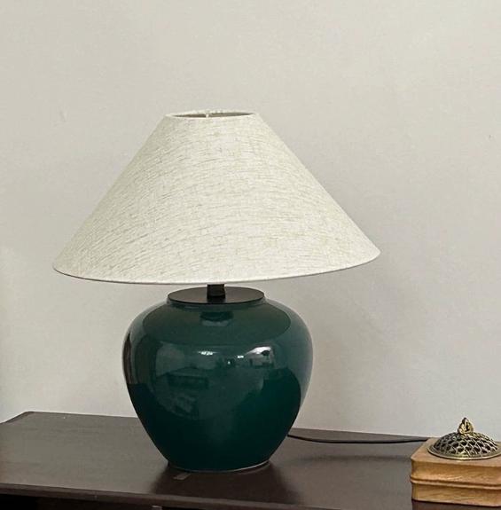 ĐB260622 Đèn Bàn Sứ Trơn Xanh Cổ Điển