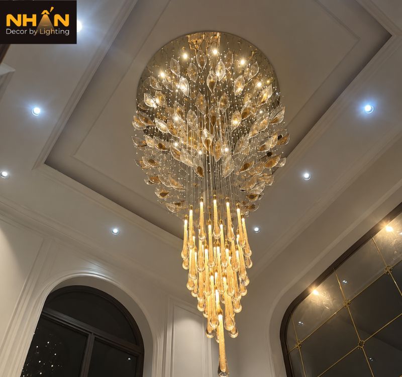 Đèn chandelier thủy tinh: Cung cấp đèn trang trí cho công trình cao cấp